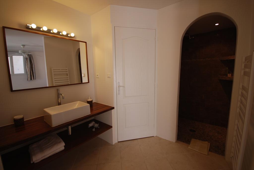 Aloasis Bed & Breakfast Гримо Стая снимка